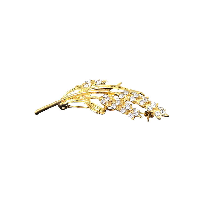 Golden Wheat Broche.