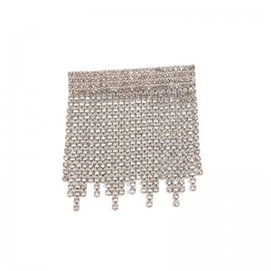 Temperaturen fuld af borets tassel-broche